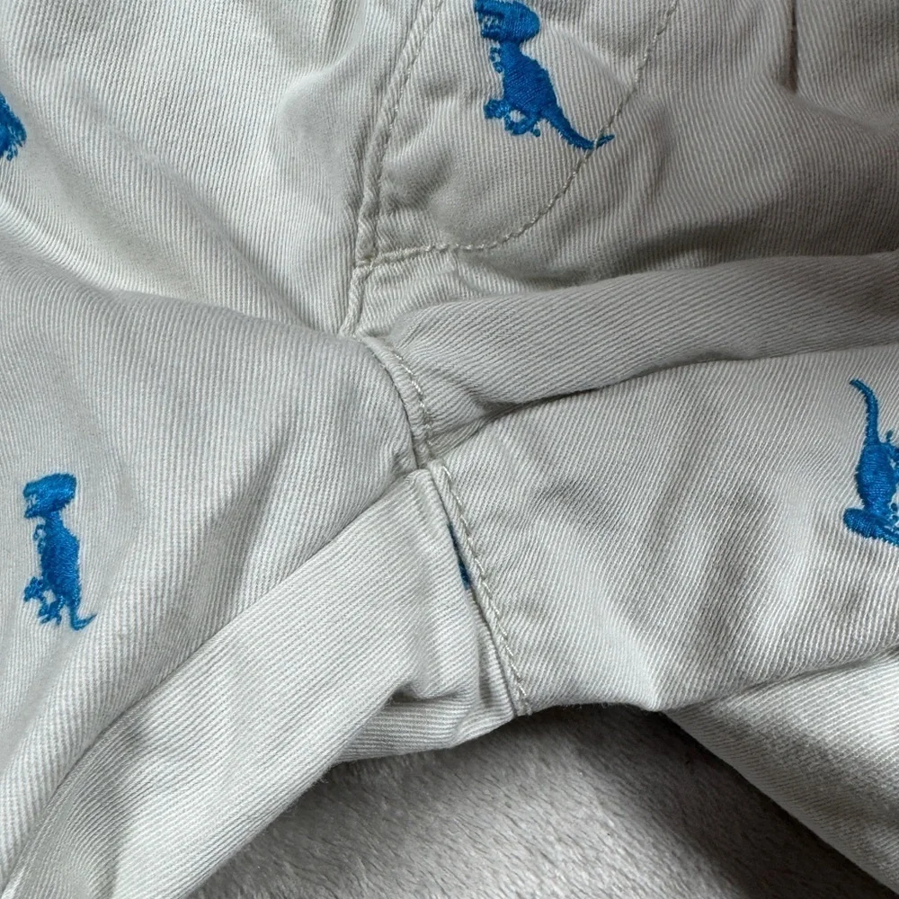 Children’s Place Blue Embroidered T-Rex Dinosaur Cream Chino Shorts Size 18-24 M